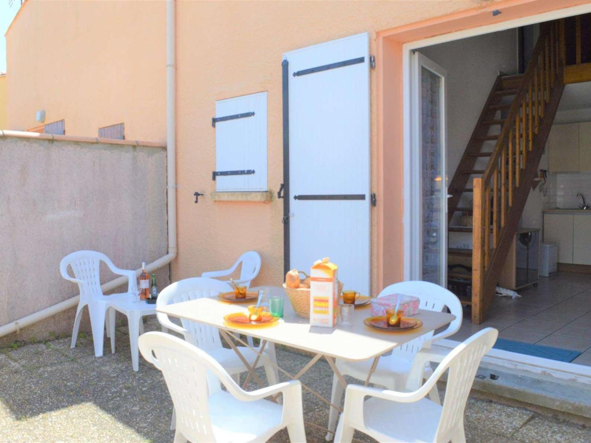 Pavillon Familial 6 Pers A 200M De La Plage Avec Terrasse, Barbecue Et Parking. - Fr-1-229D-227 Saint-Pierre-la-Mer  Zewnętrze zdjęcie